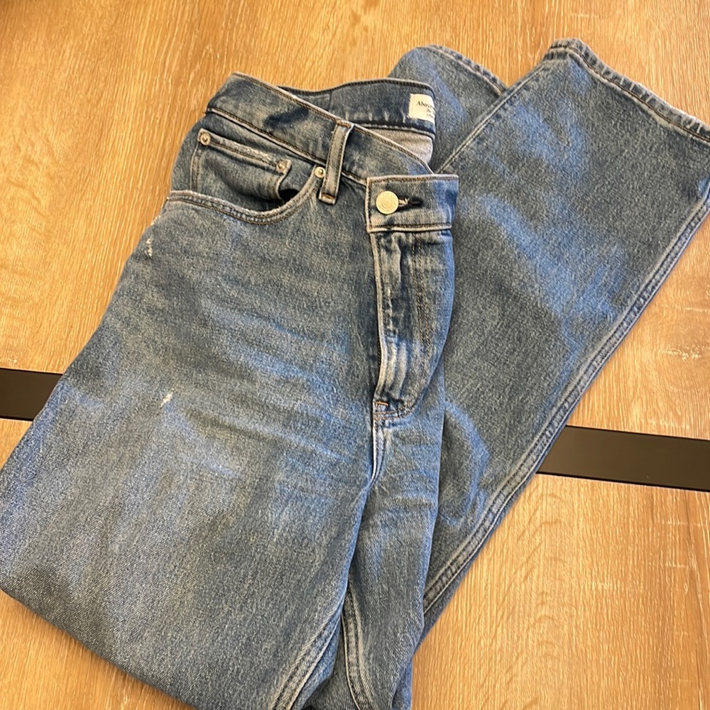 Abercrombie high rise straight mom jeans